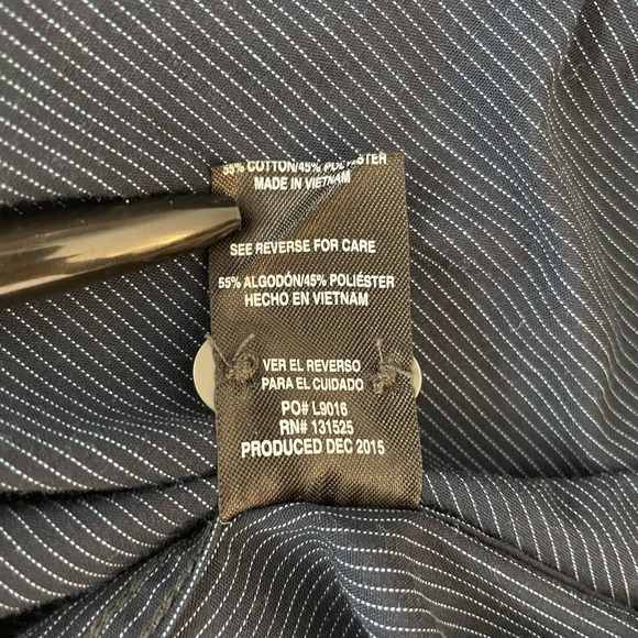 London Fog Shirt Mens Medium M Button Front Long Sleeve Blue Pinstripe - Picture 9 of 9